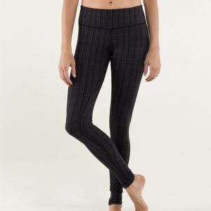 GUC Lululemon Wunder Under Pant *Textured Ziggy Wee September Black/Black size 8